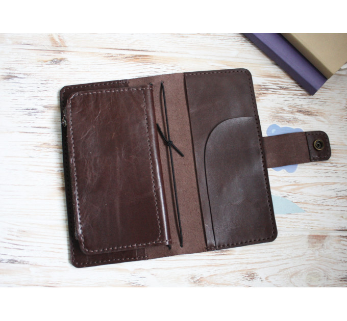 Brown leather wallet planner insert