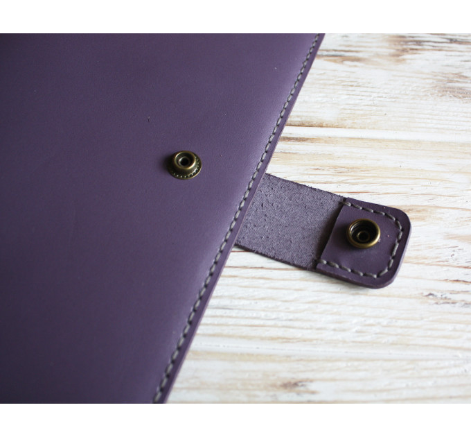 Add on snap closure for planner cover