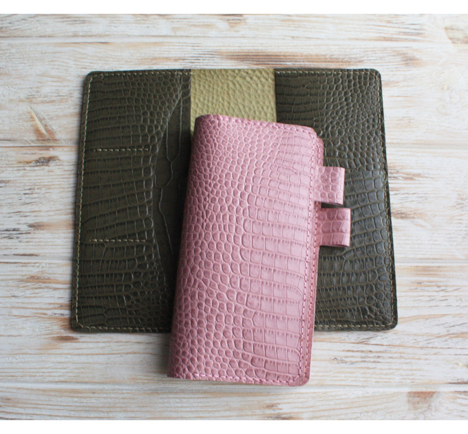 Pink leather Hobonichi Weeks cover