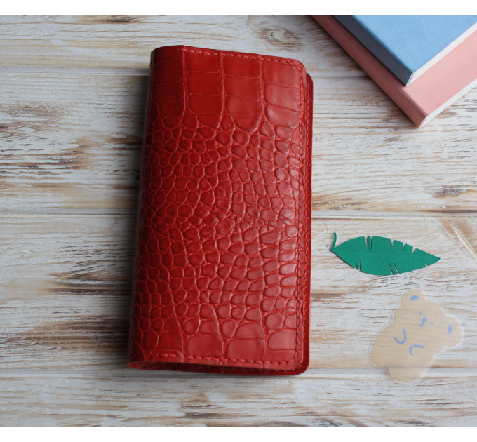 Red croco leather Wonderland222 cover